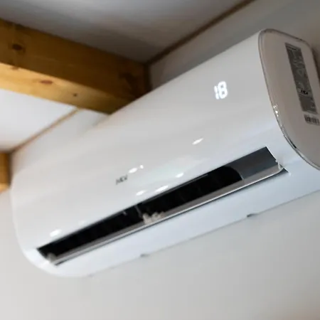 Bursztyn 펜션 므르제지노