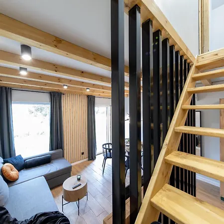 펜션 Bursztyn 므르제지노