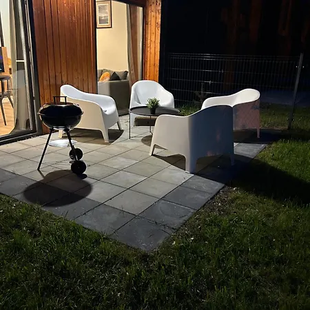 Bursztyn 펜션 므르제지노